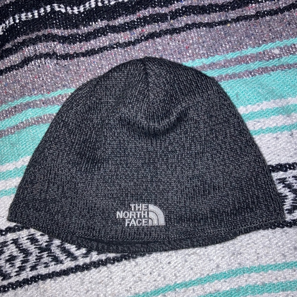 North Face "Jim Beanie" like new